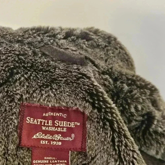 EDDIE BAUER SEATTLE SUEDE VEST SIZE MEDIUM EUC - Picture 11 of 11